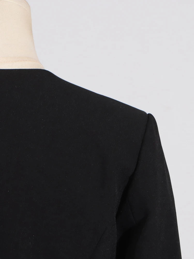 Asymmetric Round-Neck Slim Blazer